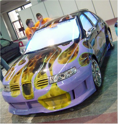 Bacelone Tuning Show 2005 Ecrire un commentaire 1 commentaire